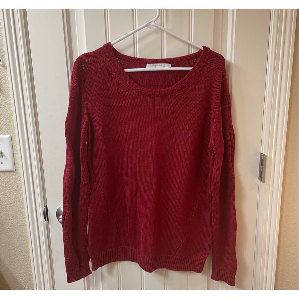 Red Harper’s Lane Key Hole Sweater